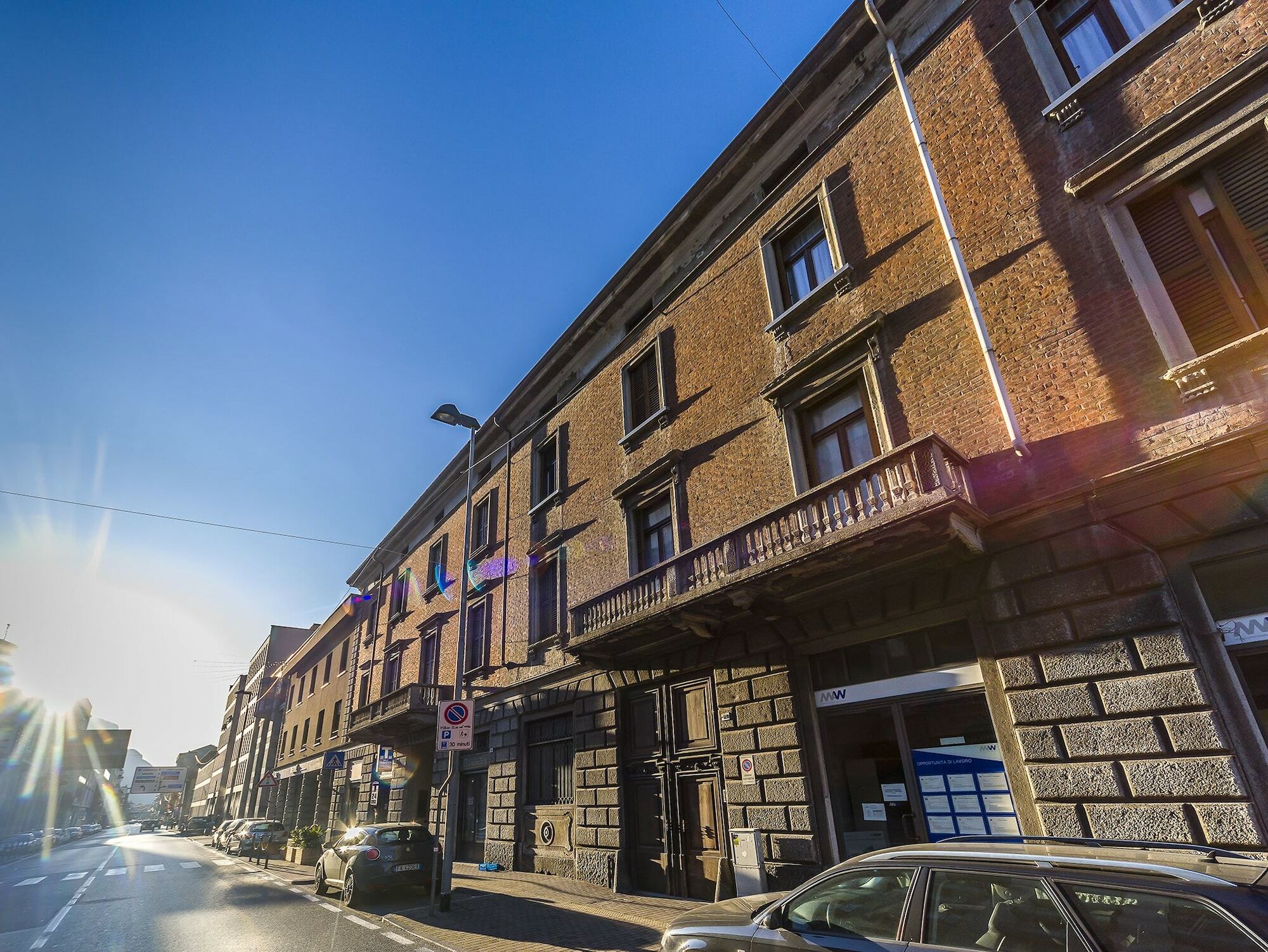 La Nostra Casa In Centro Hotel Lecco Exterior photo